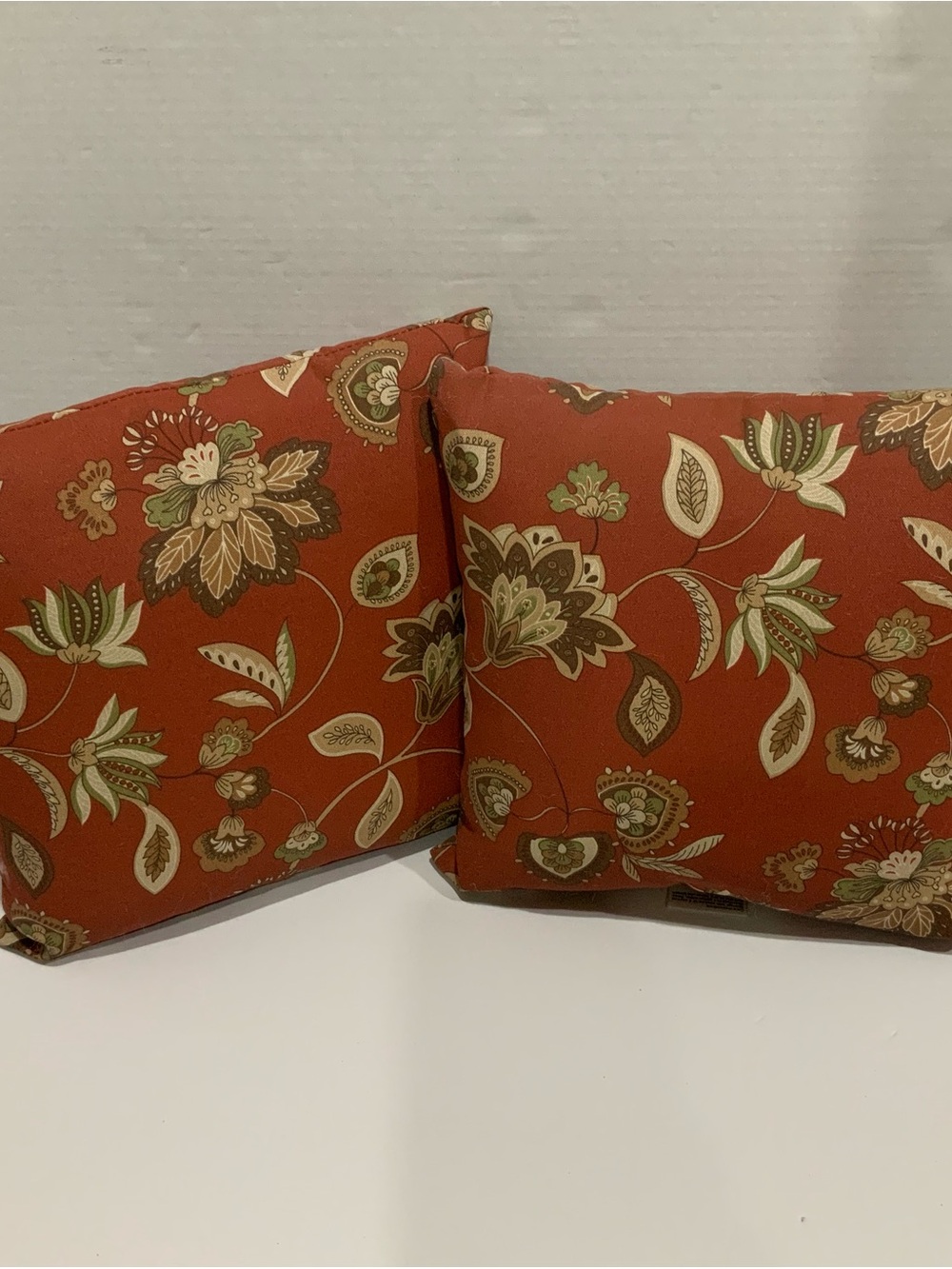 Patio Throw Pillows Set of 2 Cinnamon Floral 14”x14”
